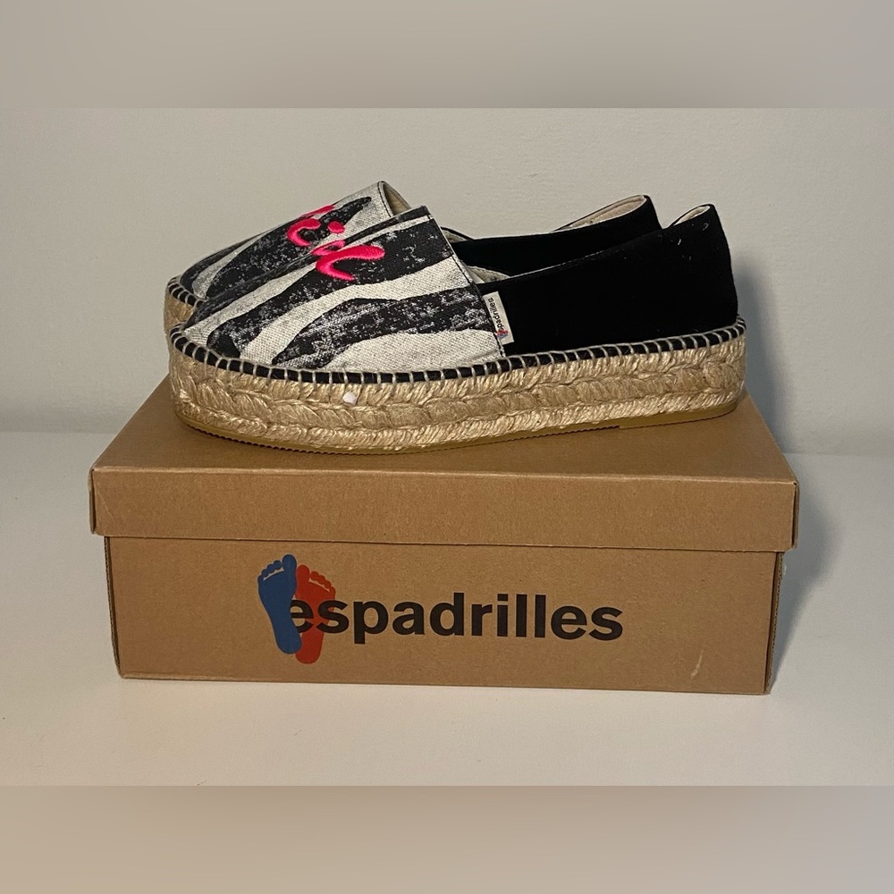 Espadrilles Women's Black White Leather Loafers Size 39 Made In Spain